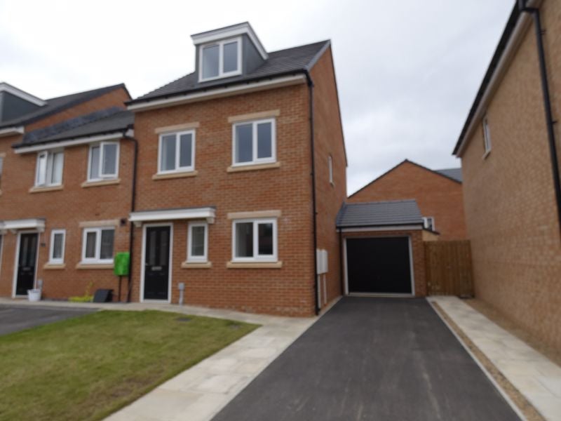 Flat Stephenson Way in Great Aycliffe