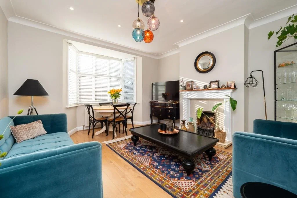 Flat London Road in Greater London