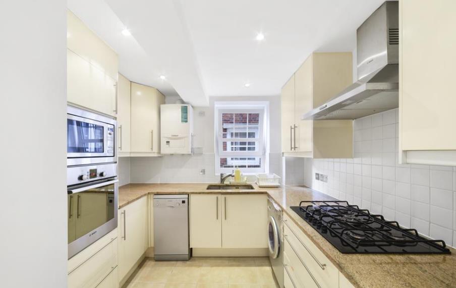 Flat Portman Gate in City of Westminster