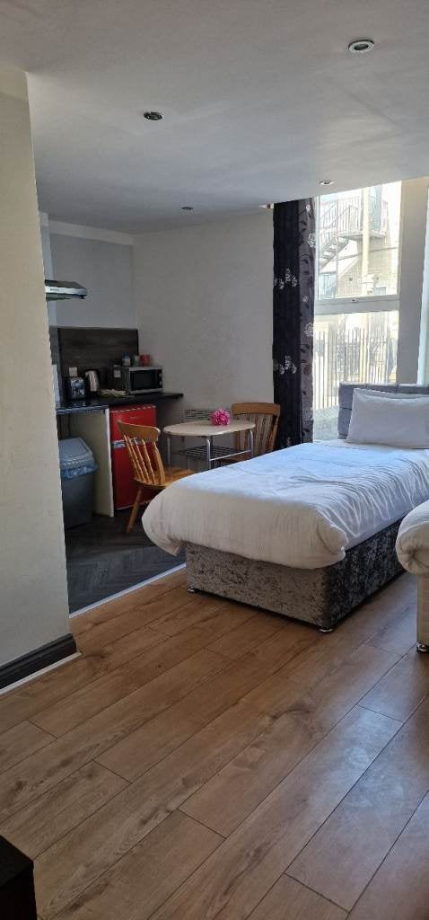 Flat Inkerman Street in Bradford