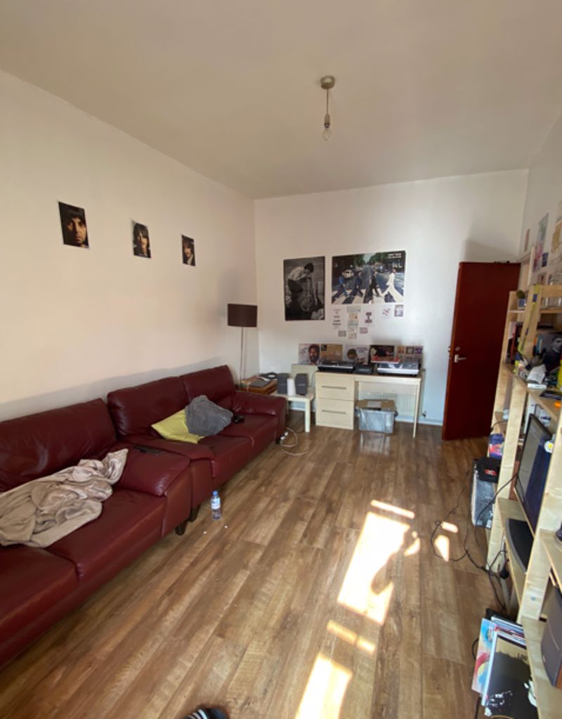 Flat Claremont Road in Liverpool