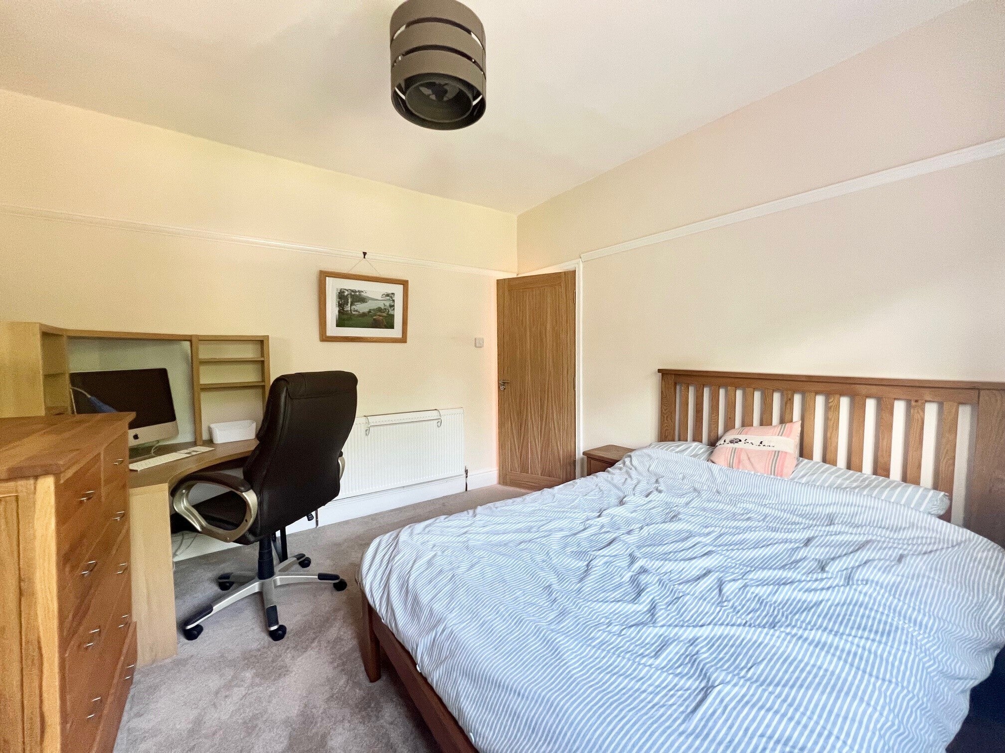 Room Peveril Road in Nottingham