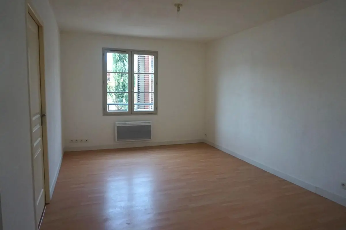 Flat Rue des Écoles in Buzet-sur-Tarn