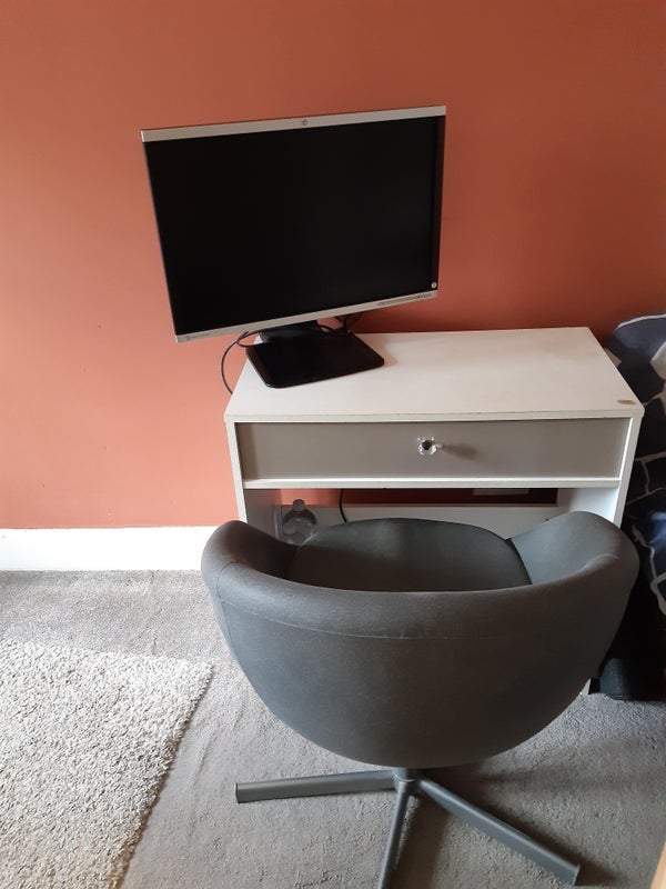 Room Corringham Road in Greater London