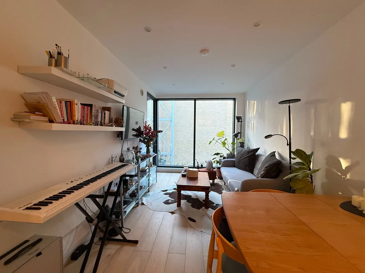 Flat Hoxton Street in Greater London