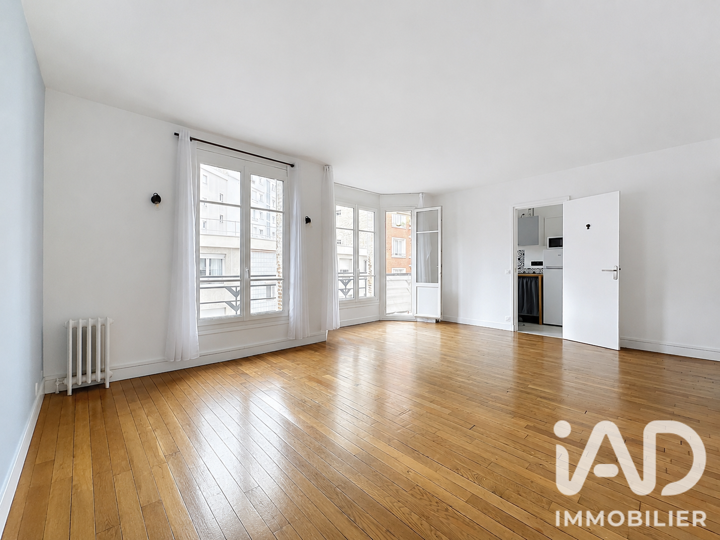 Flat Rue Paul Barruel in Paris