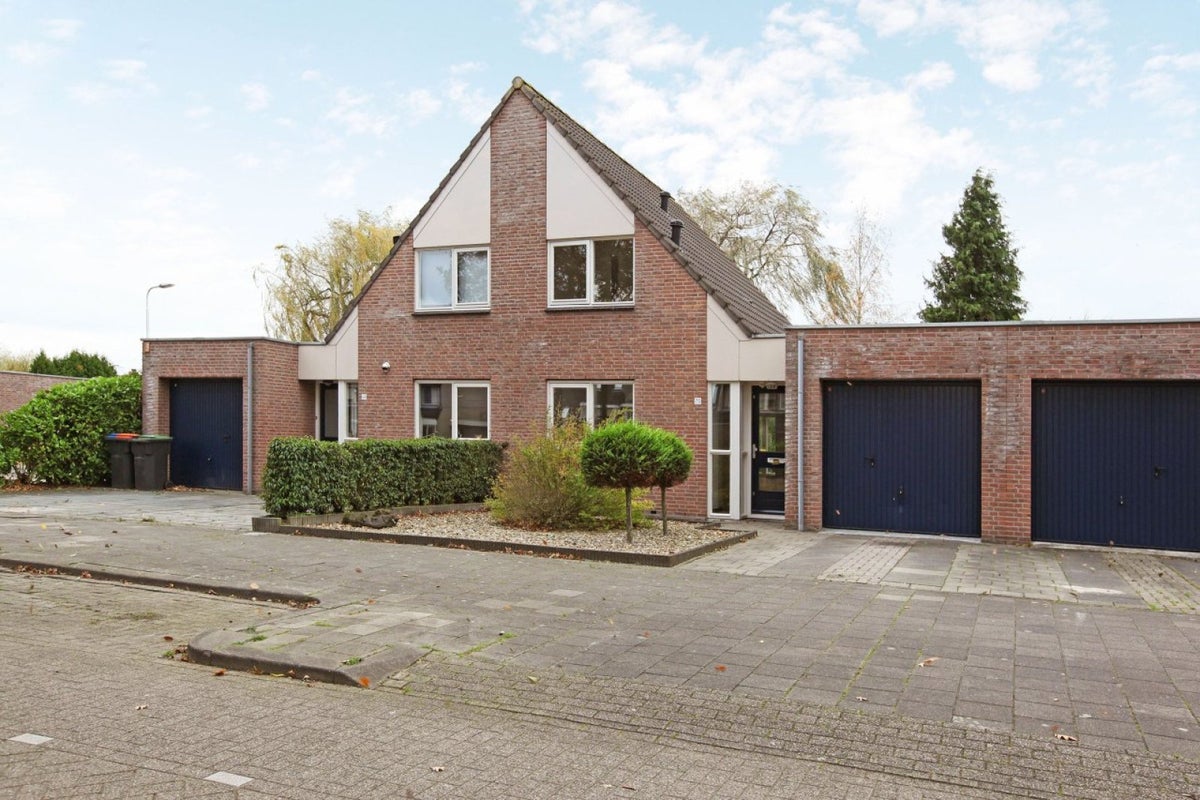 Woonhuis aan de Hattemplein in Tilburg (5045 AJ)