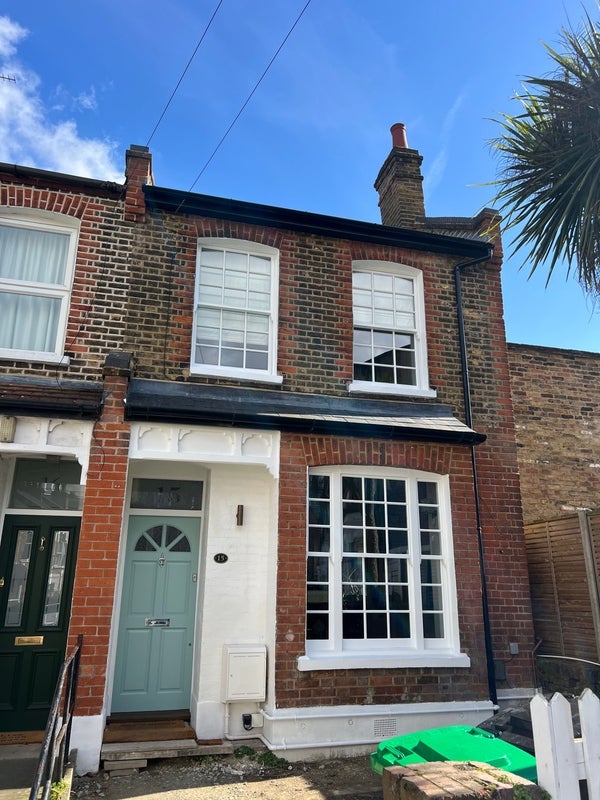 House Elphinstone Street in Greater London