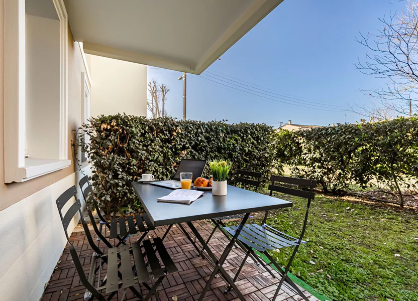 Flat Rue Roustaing in Talence