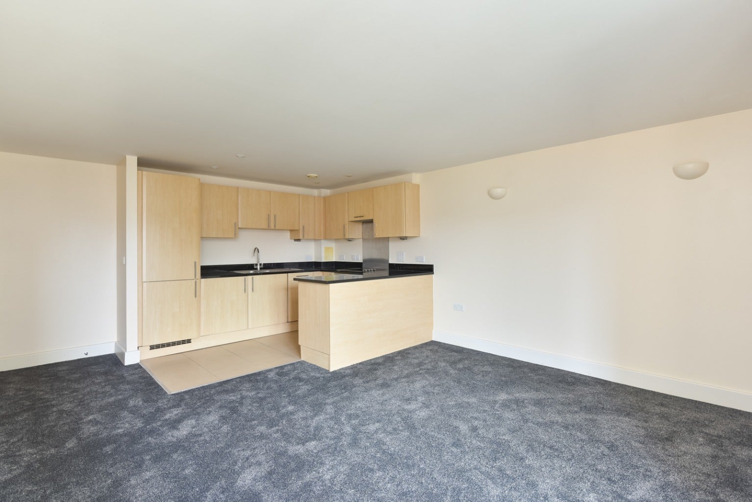 Flat Flagstaff Court in Canterbury