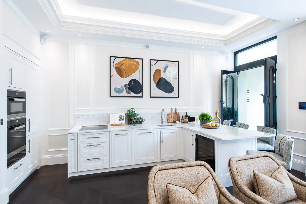 Flat Prince of Wales Terrace in Greater London