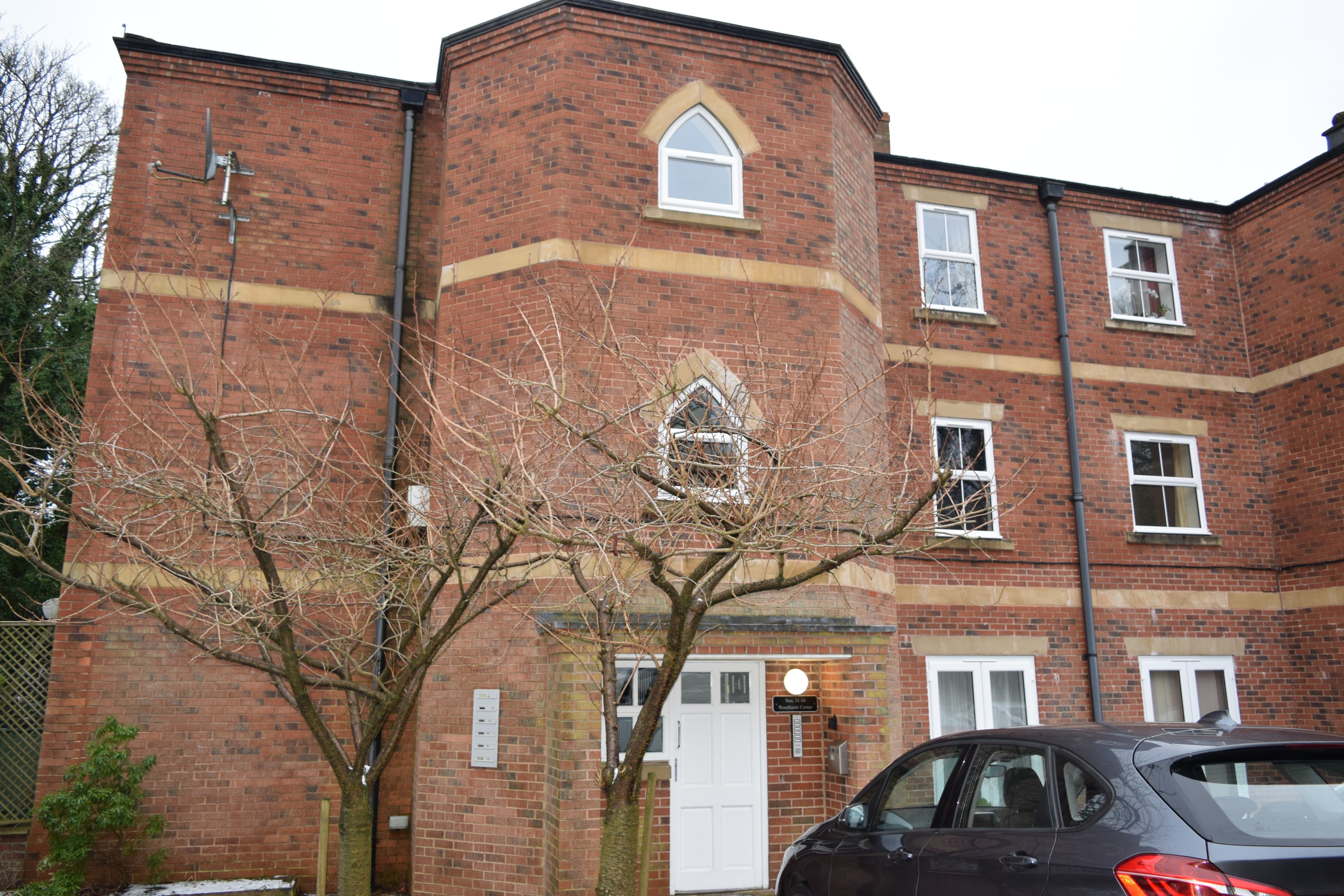 Flat Lilford Road in Blackburn