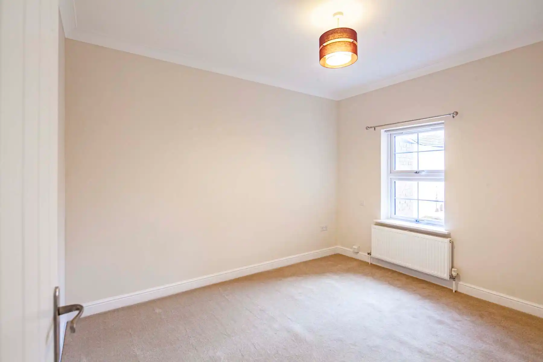 Flat Sloane Close in South Oxfordshire