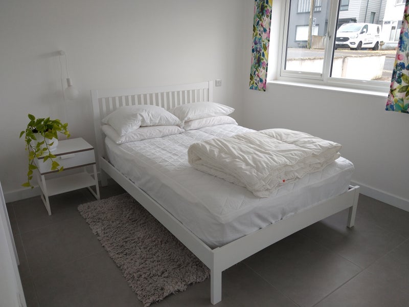 Room Sherwood Avenue in Poole