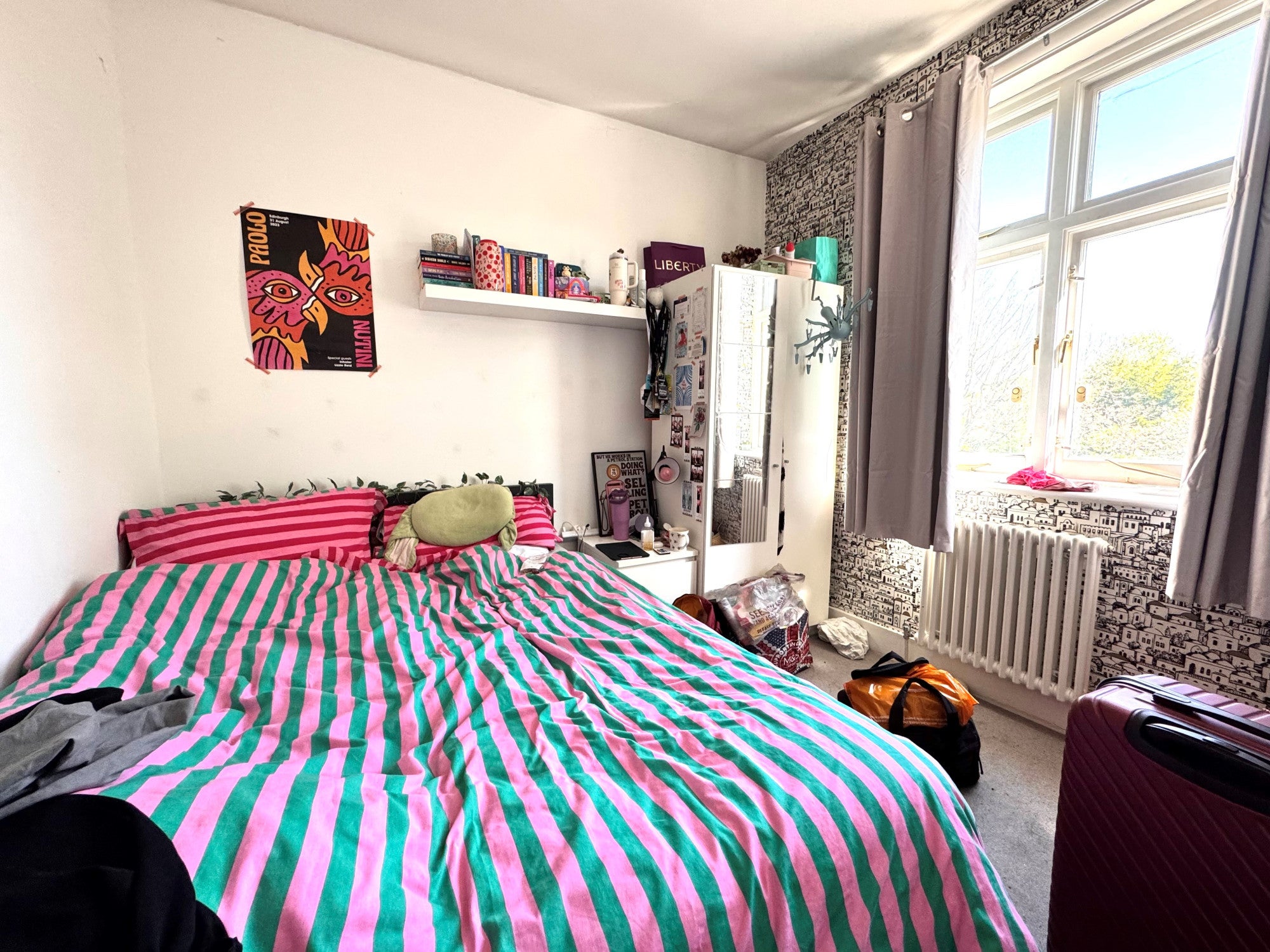 Room Highview Road in Greater London