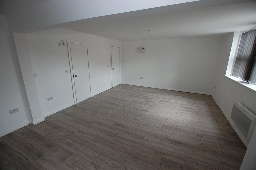 Flat Canterbury Street in Tameside