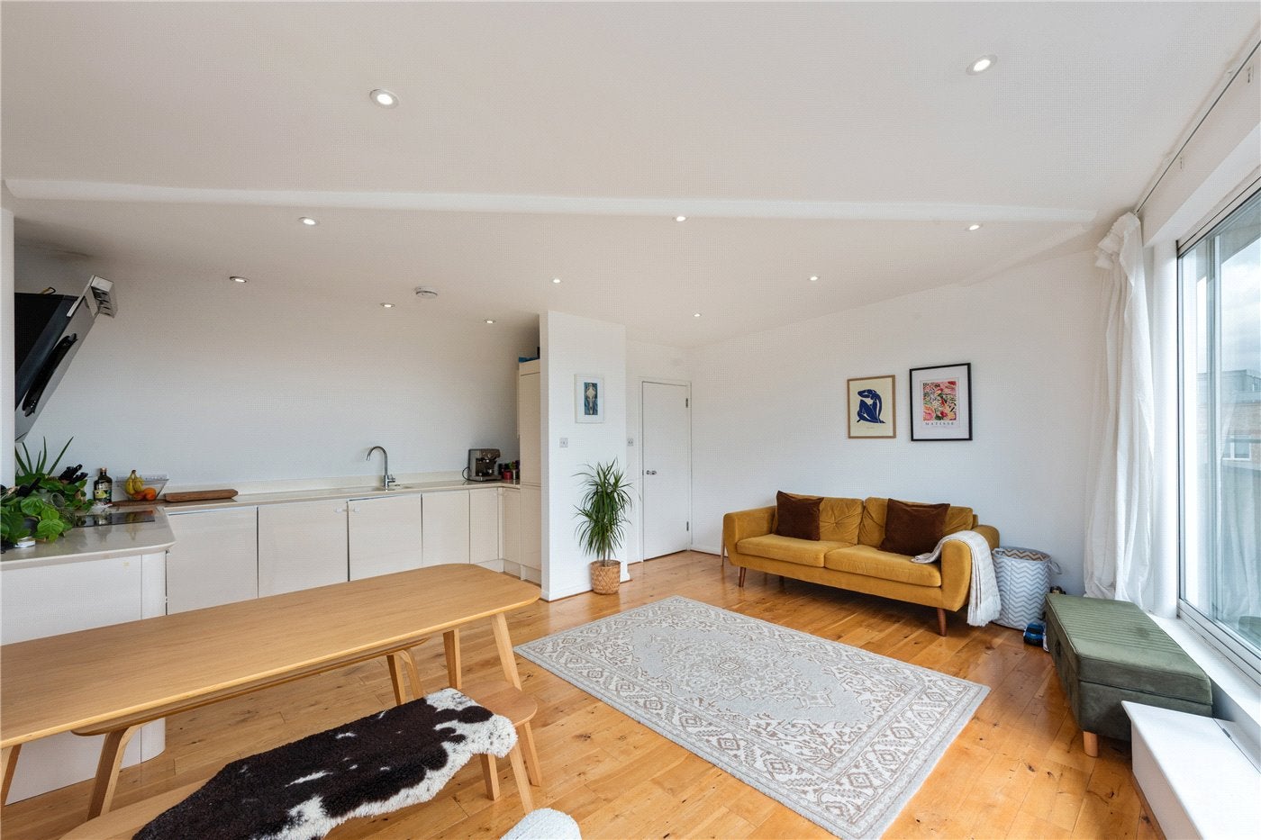 Flat Popham Street in Greater London