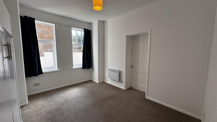 Flat Belgrave Road in Seaford