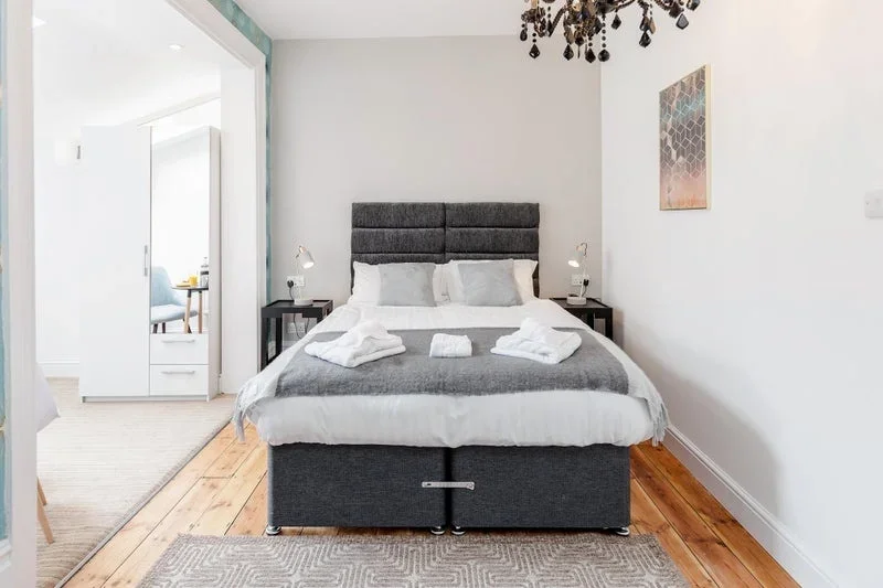 Room Westland Road in Watford