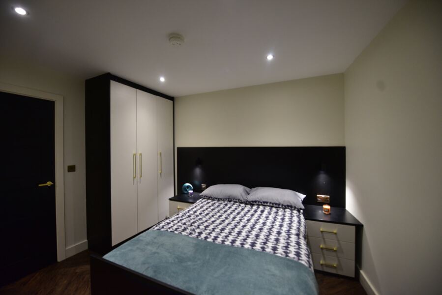 Flat Buckingham Mount in Leeds
