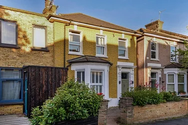 House Lampmead Road in Greater London