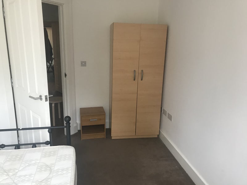 Room Anne Street in Greater London