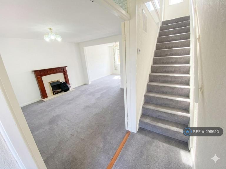 House Englefield Close in Newcastle upon Tyne