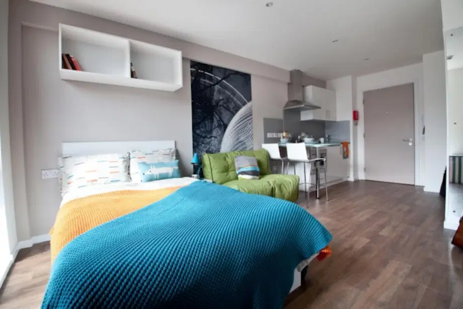Flat Montgomery Street in City of Edinburgh