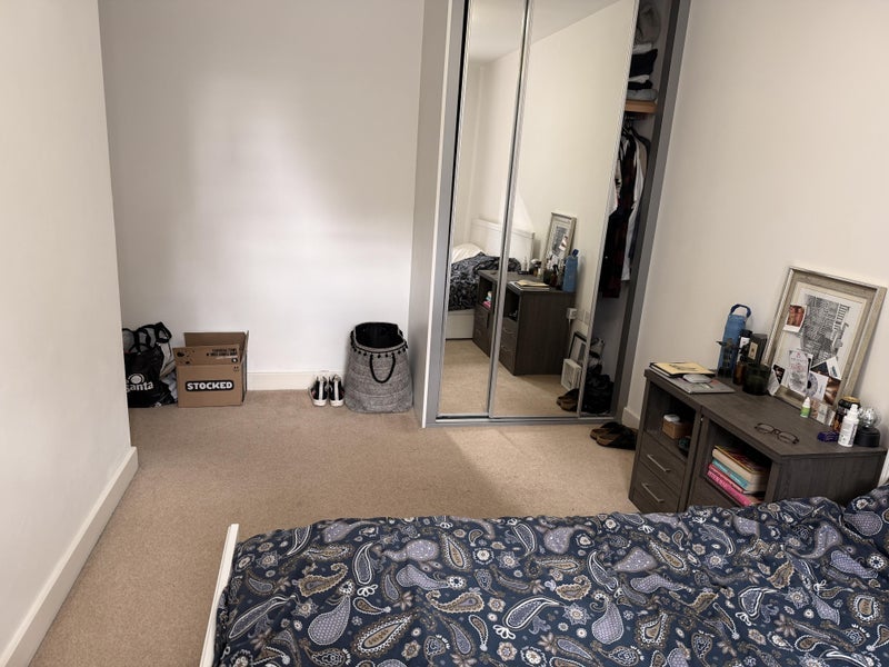Room Coldharbour Lane in Greater London
