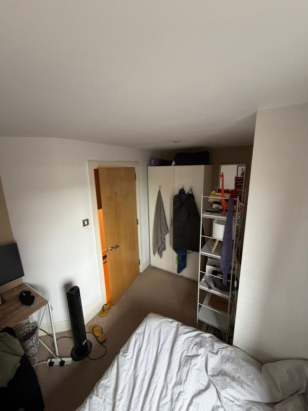 Room Vauxhall Bridge Road in City of Westminster