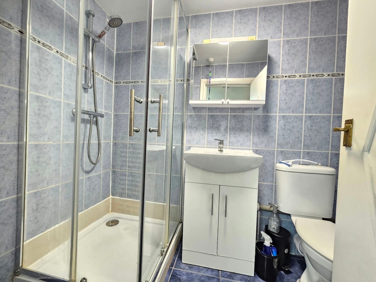 Flat Stamford Hill in Greater London