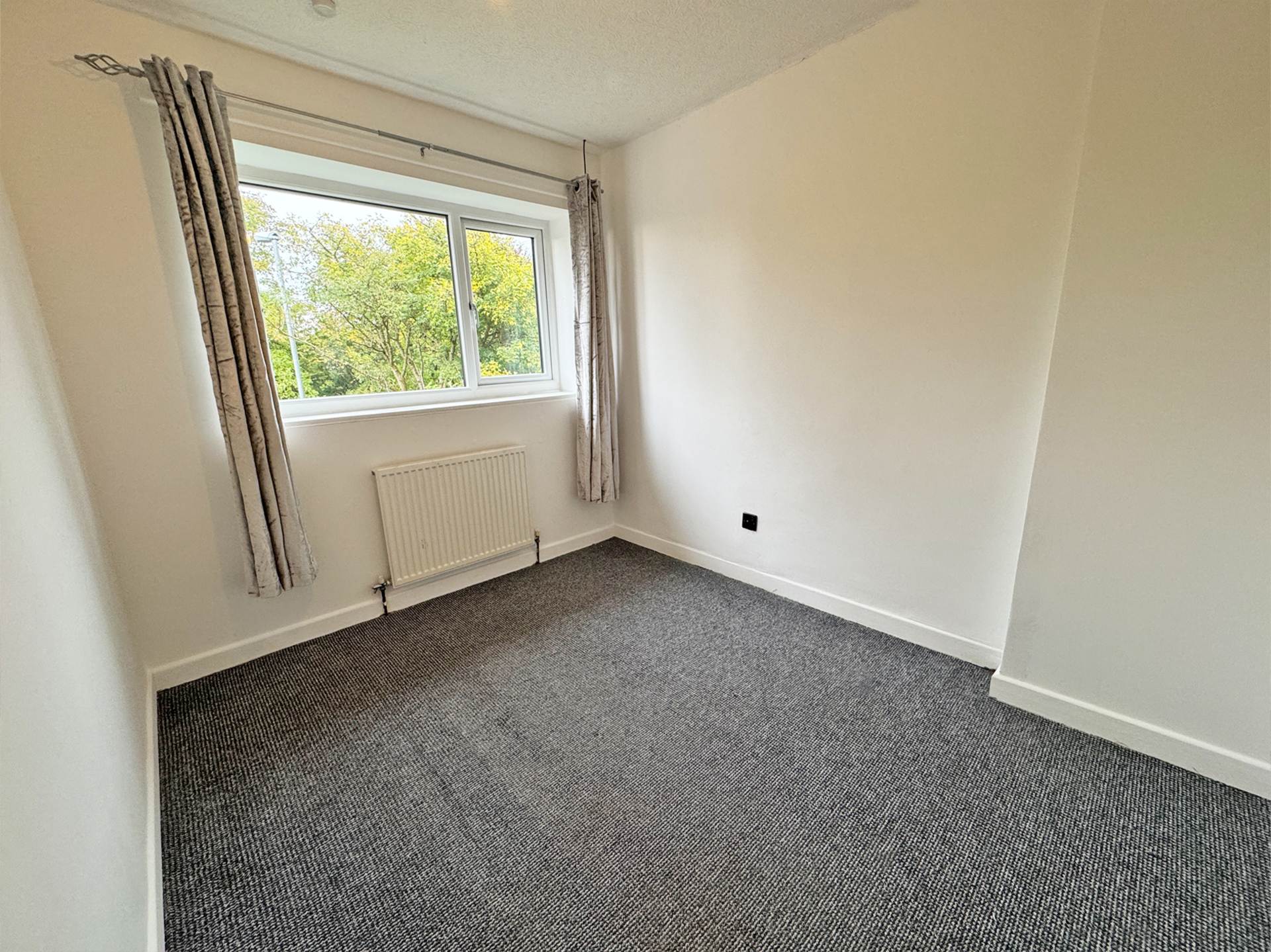 House Harewood Drive in Royton