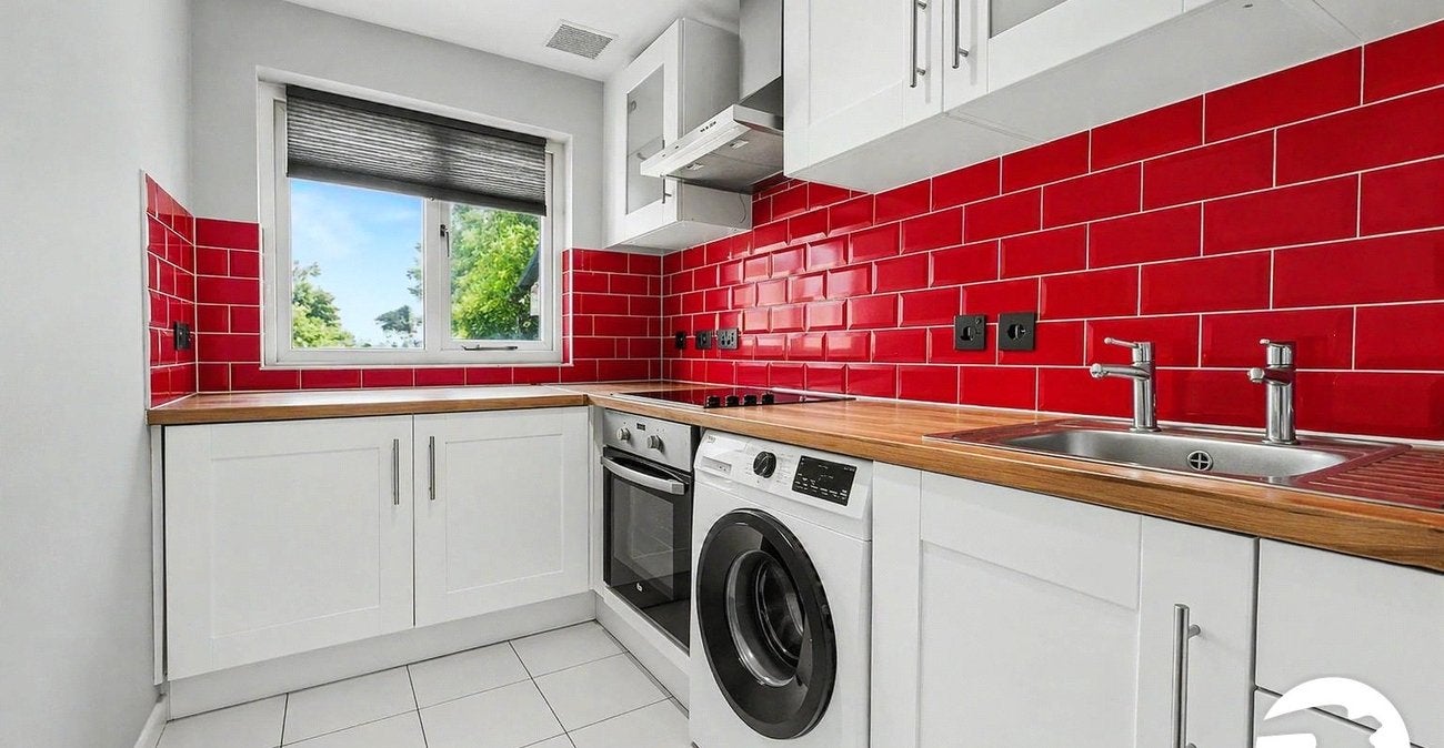 Flat Brindley Close in Greater London