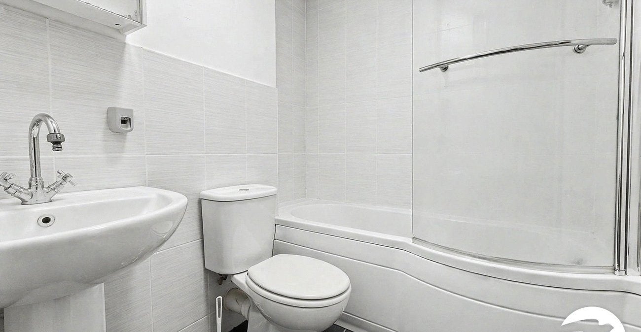 Flat Brindley Close in Greater London