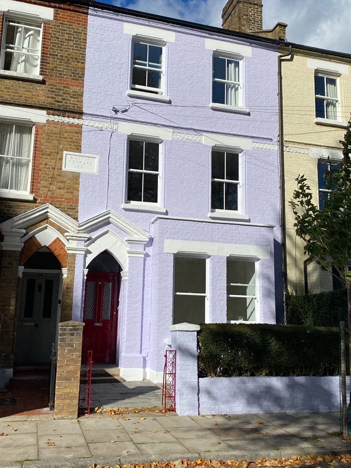 Flat Cheverton Road in Greater London