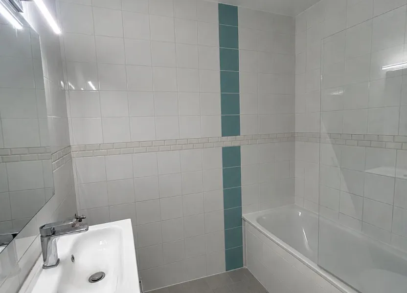 Room Avenue des Citronniers in Cagnes-sur-Mer