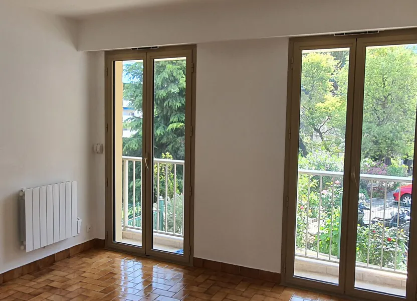 Room Avenue des Citronniers in Cagnes-sur-Mer