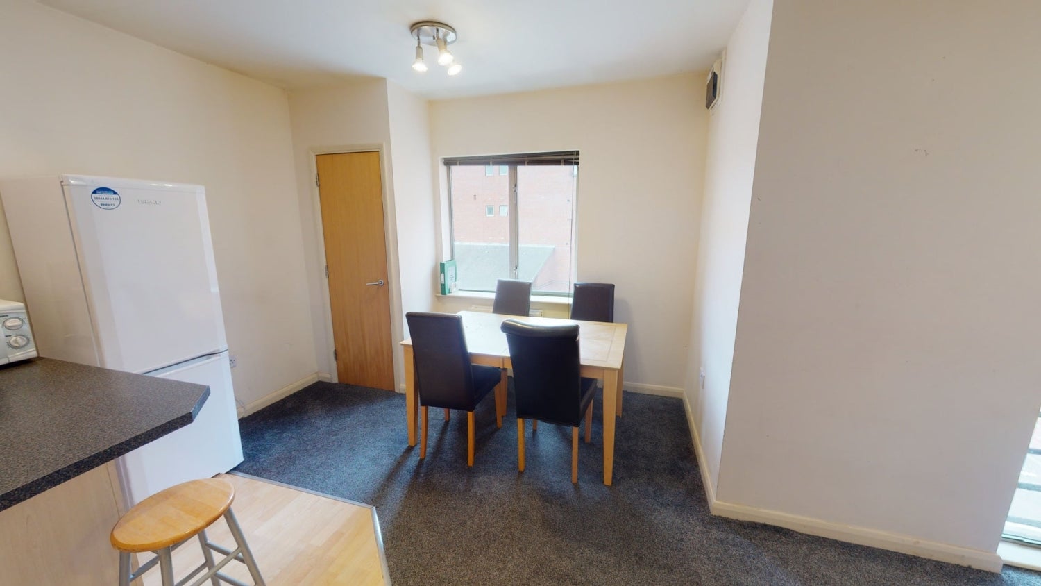 Flat Russell Street in Nottingham