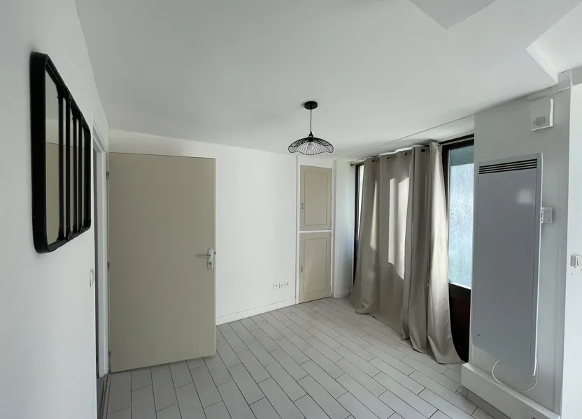 Room Impasse Barbeséche in Verneuil-sur-Vienne