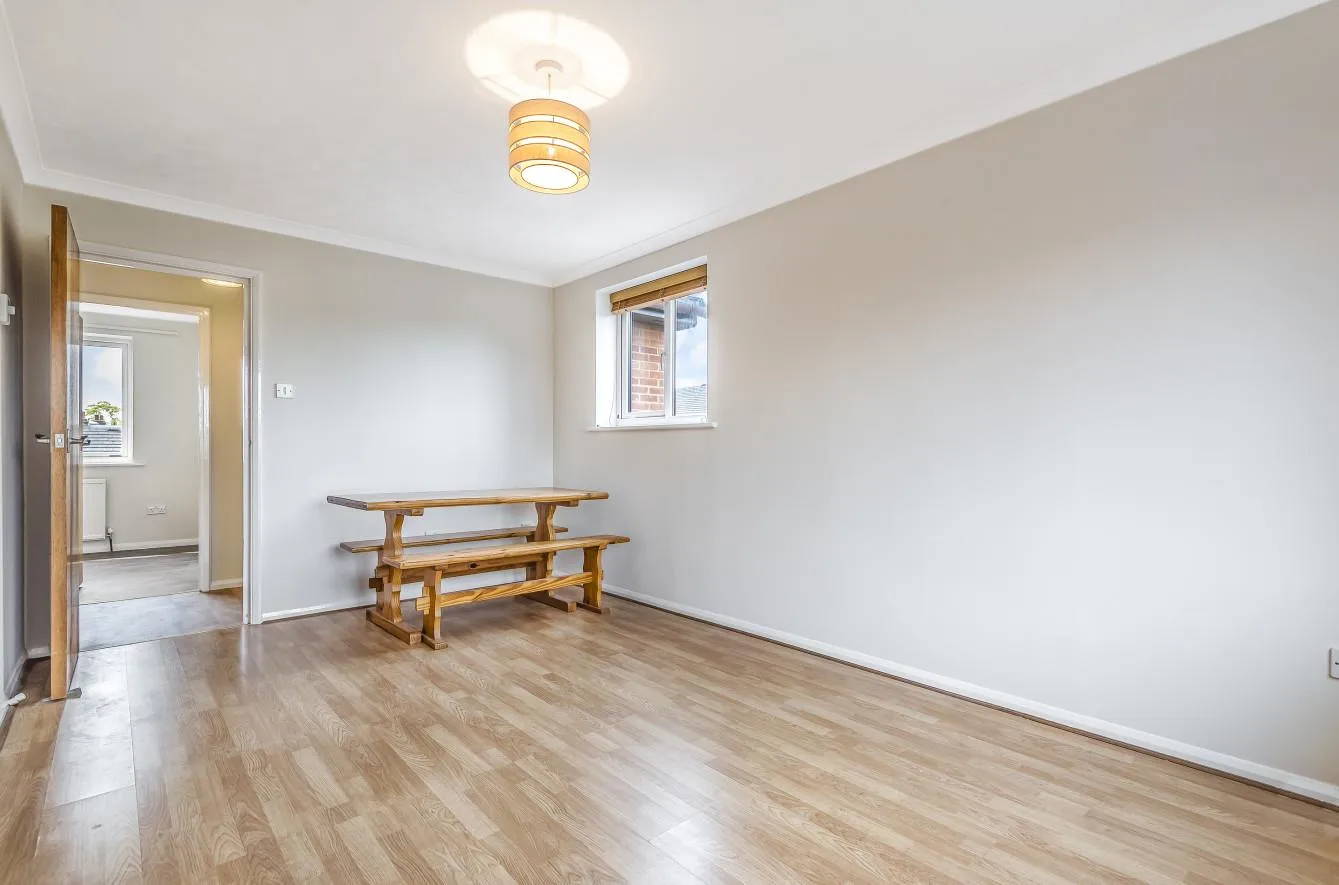 Flat Bowman Mews in Greater London