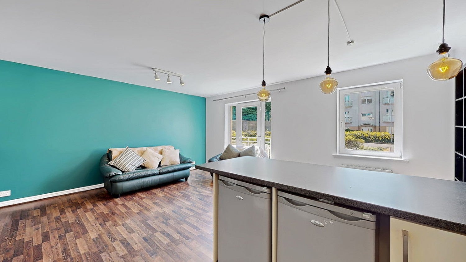 Flat Netherton Gardens in Glasgow