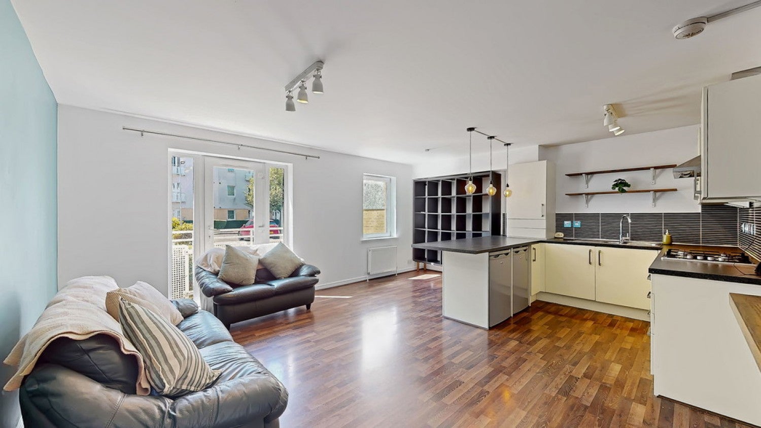 Flat Netherton Gardens in Glasgow