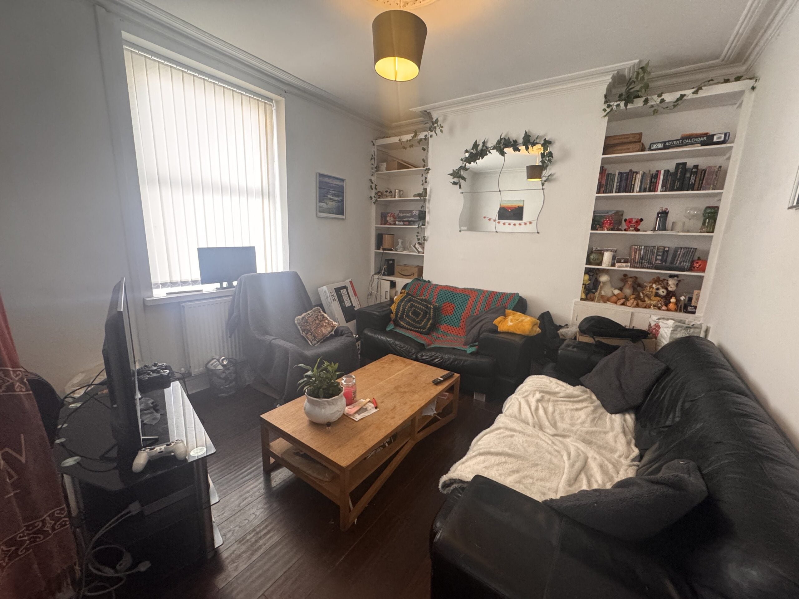 Room Daniel Street in Cardiff