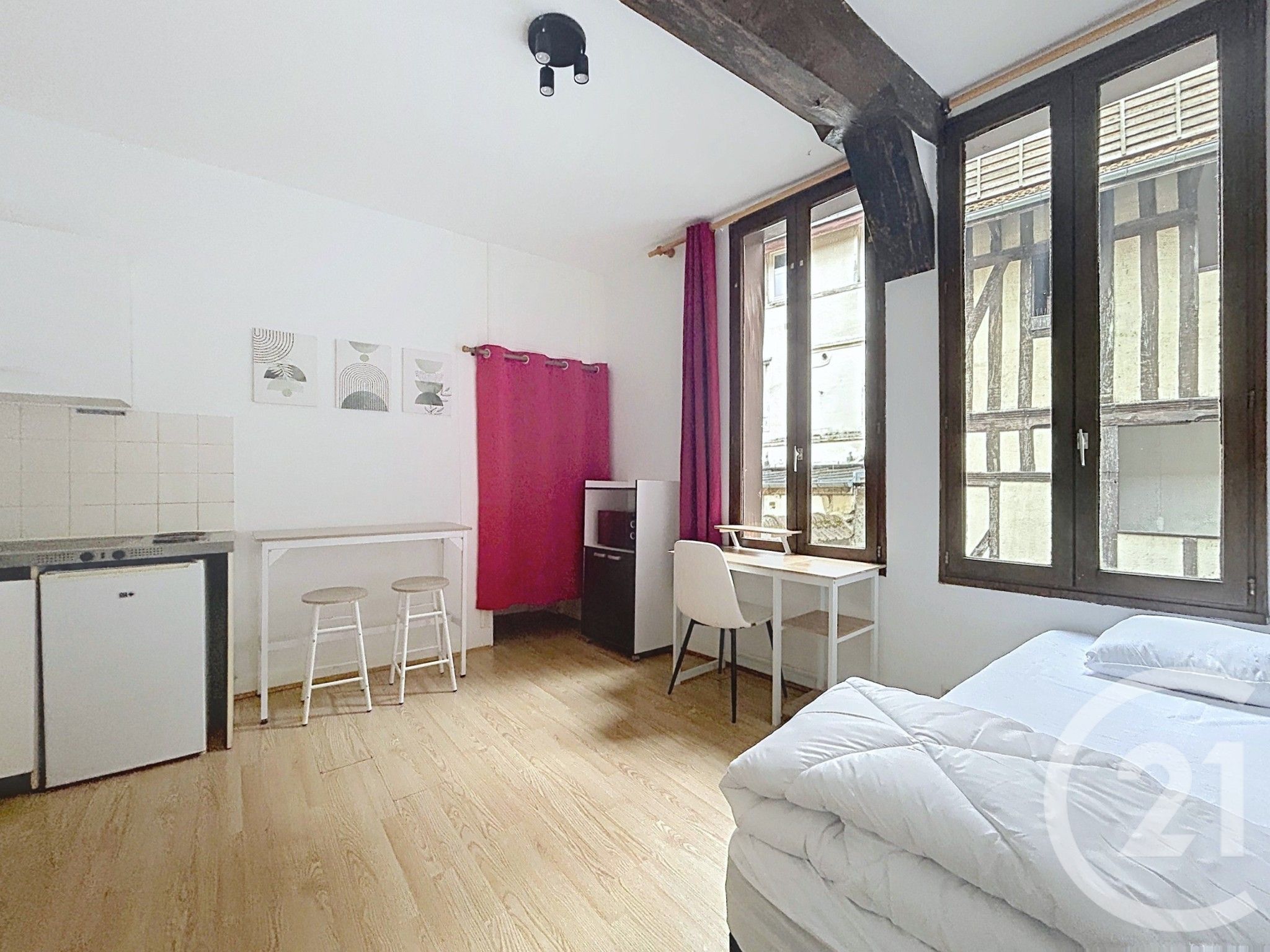 Room Rue Adolphe Thiers in Saint-André-les-Vergers