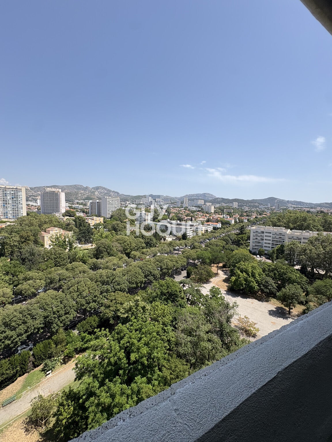 Appartement Avenue Hélène Boucher à Marseille