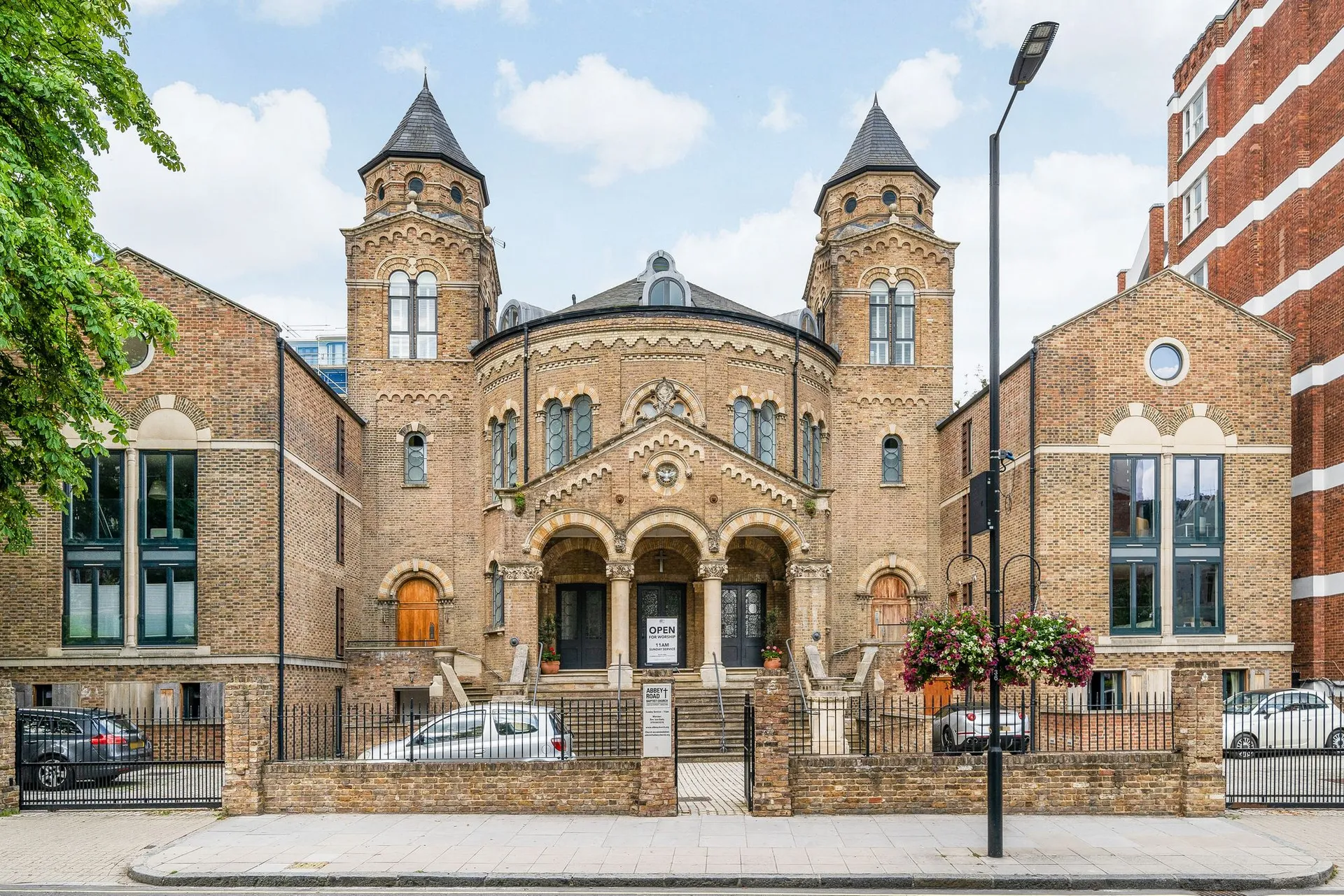 Flat Abbey Road in City of Westminster