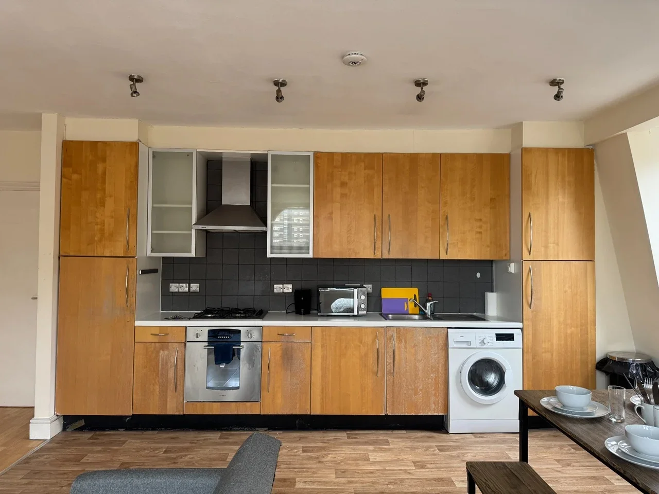 Flat Whitechapel Road in Greater London