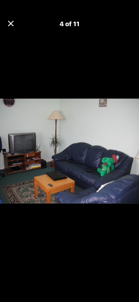 House Carrick Knowe Road in City of Edinburgh