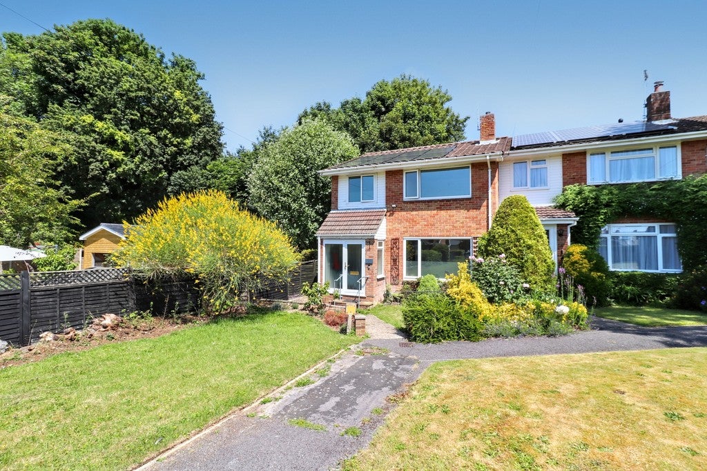 House Garfield Close in Bishop's Waltham