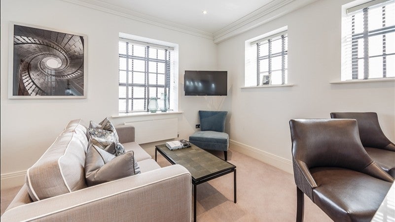 Flat Lysia Street in Greater London